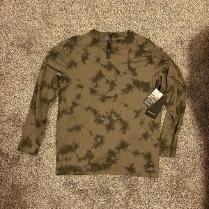 Lululemon Mens NWT LS